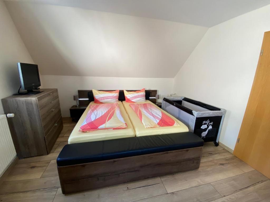 Ferienwohnung Bergblick Jena Ngoại thất bức ảnh